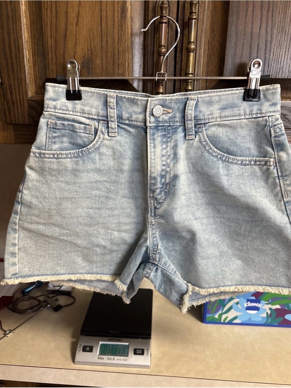 New Old Navy Denim Distressed Shorts Size 14 Girls Waist 13 Inseam 3”